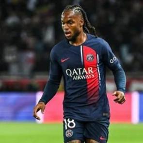 Bayern M&uuml;nih, Benfica, PSG gibi takımlarda oynamıştı! Trabzonspor transferi askıya aldı