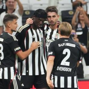 Beşiktaş&rsquo;ın, Lausanne ma&ccedil;ı kamp kadrosu belli oldu