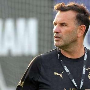 Okan Buruk'tan Kerem Akt&uuml;rkoğlu'nu kızdıracak s&ouml;zler: Barış'la durumu aynı değil fark var