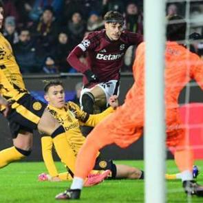 Galatasaray 'kale' transferinde hedef şaşırttı: Aslan '&ccedil;ıtayı' y&uuml;kseltti