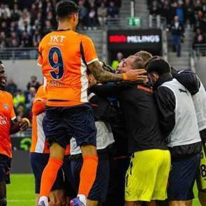 İstanbul'da Avrupa akşamı! Başakşehir, Craiova sınavında 