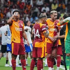 Osimhen i&ccedil;in kendini feda etti: Galatasaray'ın yıldızı sessiz sedasız ayrıldı