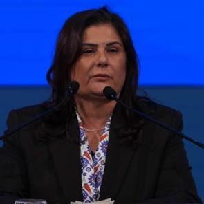 &Ouml;zlem &Ccedil;er&ccedil;ioğlu&rsquo;nu istifaya g&ouml;t&uuml;ren s&uuml;re&ccedil;! Skandalın arkasından B&uuml;lent Tezcan &ccedil;ıktı