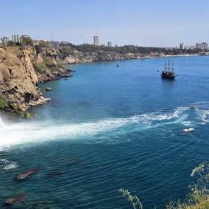 Pislikten köpüren Düden Şelalesi normale dönmeye başladı: Endemik canlı heyecan uyandırdı