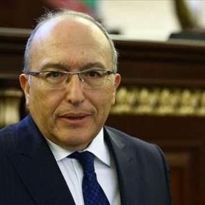 Prof. Dr. Ahmet Haluk Dursun kimdir?