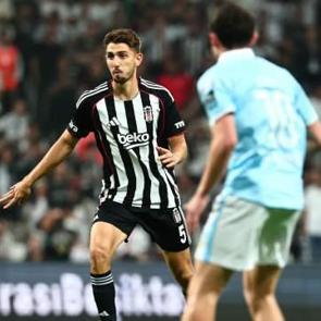  St. Patrick's i&ccedil;erde 2 gol atmıştı: Beşiktaş Avrupa kadrosunu değiştirdi