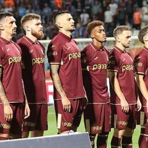 Trabzonspor, 3'te 3 yapmak i&ccedil;in sahaya &ccedil;ıkıyor! Yıldız isim ma&ccedil;ta yok!