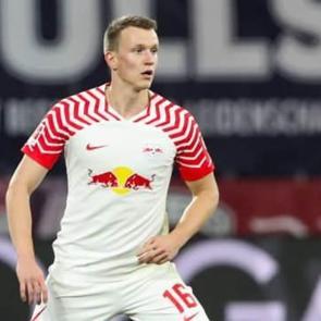 Beşiktaş stoper transferinde atağa kalktı: Alman panzeri gelmeye yakın