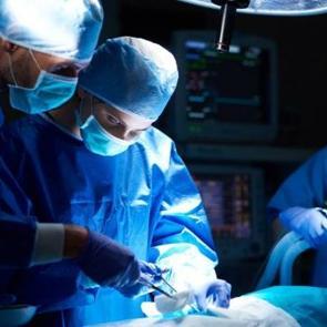 Boy kısaltmak için Türkiye'ye akın ediyorlar! Uzmanlardan korkutan uyarı: Çok riskli!