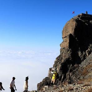 Doğa tutkunları ve dağcıların rotasında: &ldquo;U&ccedil;urumdaki mescit&rdquo;