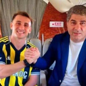 Fenerbah&ccedil;e, Kerem Akt&uuml;rkoğlu'nu duyurdu! Formayı giydi imzaya geliyor