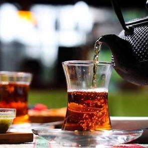 &Ccedil;ay severlere k&ouml;t&uuml; haber! Bu şekilde t&uuml;kettiğinizde kanser riskini doğuruyor