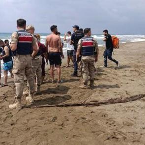 Denizde açığa sürüklenen kardeşlerden biri öldü diğerinin durumu ağır