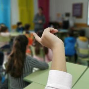 Devlet okullarında 'bağış' skandalı! 300 bin liraya &ccedil;ıktı: MEB'den velilere uyarı