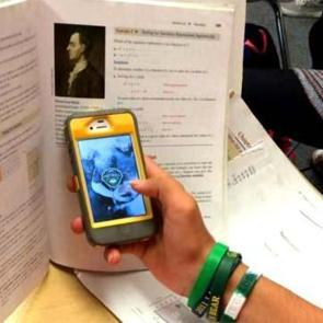 Resmen yürürlüğe girdi: Ortaokullarda cep telefonu kullanımını yasakladılar