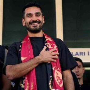 İlkay G&uuml;ndoğan'dan Galatasaray paylaşımı: &Ccedil;ocukluk aşkıma kavuştum