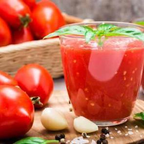 Kış hazırlıklarının vazgeçilmezi: Kışlık domates sos tarifi