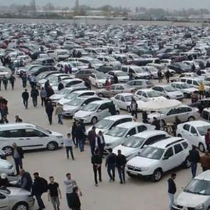 Ne siyah ne beyaz! Türkiye'de en çok tercih edilen araç rengi ters köşe yaptı