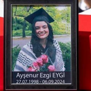 Özgür Özel'den Ayşenur Ezgi Eygi mesajı