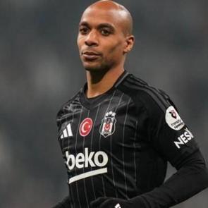 S&uuml;per Lig ekibinin başkanı a&ccedil;ıkladı! Mario'dan transfere veto