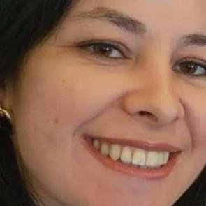 Takla atan otomobilde ağır yaralanan kadın kurtarılamadı