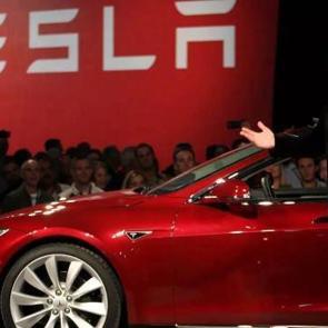 Tesla Musk'a 1 trilyon dolar motivasyon verecek