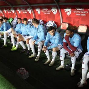 Trabzonspor'un yıldızı 250 bin Euro'ya İspanya'nın devine gitti