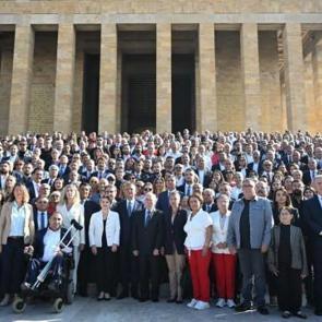 Atatürk, kimseden çekmedi kurduğu partiden çektiği kadar…