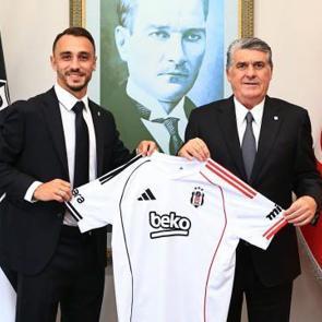 Beşiktaş'ın yeni sağ beki belli oldu! İşte forma numarası