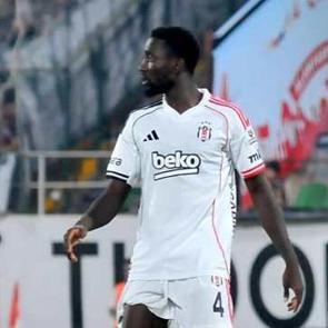 Beşiktaş'ta Sergen Yal&ccedil;ın'ı &uuml;zen sakatlık! 2 ma&ccedil;ta yok