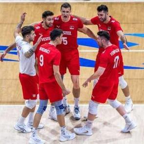 Filenin Efeleri, Japonya'ya set vermedi