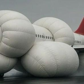 Havacılık tarihinde ilk! Kaza riskini azaltacak: Hava yastıklı u&ccedil;ak geliyor