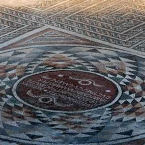 Kayseri'de bin 700 yıllık &uuml;&ccedil; boyutlu mozaikler ortaya &ccedil;ıktı!