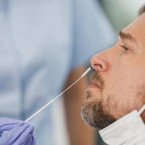 Kovid vakalarında artış! Omicron varyantı hızla yayılıyor: Uzmanlardan peş peşe uyarı