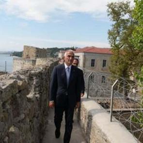 "Tarih&icirc; Sinop Cezaevi" m&uuml;zeye d&ouml;n&uuml;şt&uuml;! Taş duvarlar yeniden hayat buldu