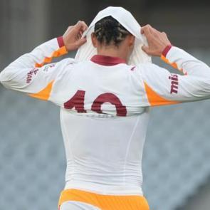 5-1'lik hezimetin faturası Sane'ye kesildi: Otelde kargaşa &ccedil;ıktı