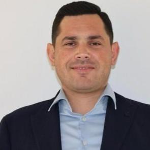  Antalya'da CHP'li Aksu Belediyesi'nde 3 başkan yardımcısı art arda istifa etti