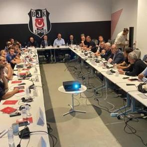 Avrupa'dan yetkililer 'Beşiktaş' i&ccedil;in T&uuml;rkiye'ye geldi