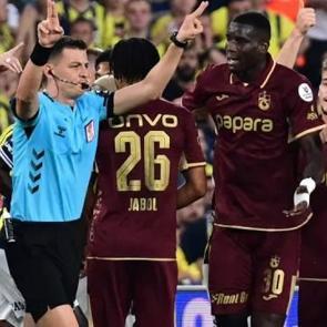 Fenerbah&ccedil;e - Trabzonspor ma&ccedil;ında iptal edilen gol&uuml;n VAR kayıtları a&ccedil;ıklandı