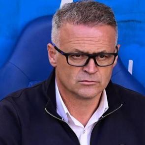 D&ouml;rt haftada kovulan antren&ouml;r başkana sert &ccedil;ıktı: Kimse detayları bilmiyor