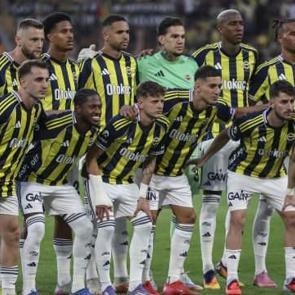 Fenerbah&ccedil;e erteleme ma&ccedil;ında Alanyaspor sınavında! 4 transfer yok