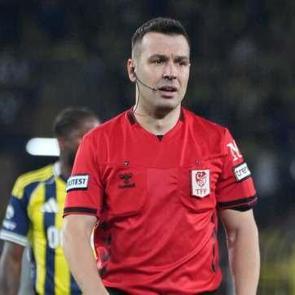 Fenerbah&ccedil;e'nin &ouml;fkesi dinmiyor! Sosyal medya bu paylaşımı konuşuyor