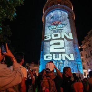 Galata Kulesi TEKNOFEST’in Işığıyla Parladı