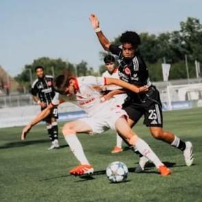 Galatasaray'a UEFA Gen&ccedil;lik Ligi&rsquo;nde soğuk duş! Frankfurt farklı kazandı