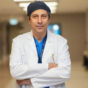 Bacağınızdaki şişliklere dikkat! Uzmanı uyardı