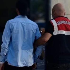 İzmir'de DEAŞ operasyonu: 2 gözaltı
