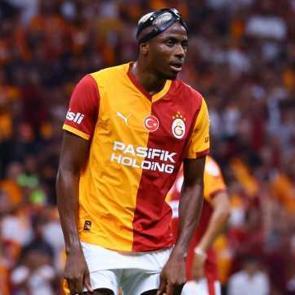 Osimhen'den bir k&ouml;t&uuml; haber daha: Okan Buruk'un eli bağlı