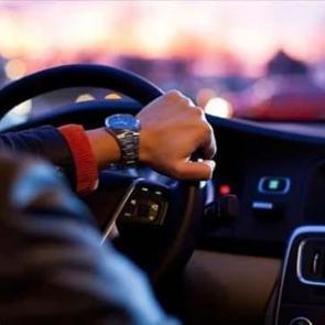 Kilometresi d&uuml;ş&uuml;r&uuml;lerek ilana koyulan araca bakanlık m&uuml;dahale etti