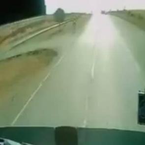 Kırşehir’de yolcu otobüsü ve kamyonet çarpıştı: 10 yaralı