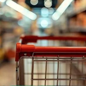 T&uuml;rkiye'nin dev market zinciri satılıyor! İki şirketle g&ouml;r&uuml;şmeler başladı